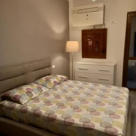 Home Suite Home - Super Attic Suite -With Free Parking - Zone Iulm & Naba & Navigli - Metro Subway Romolo * ミラノ